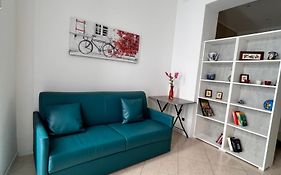 Leam Apartment 5